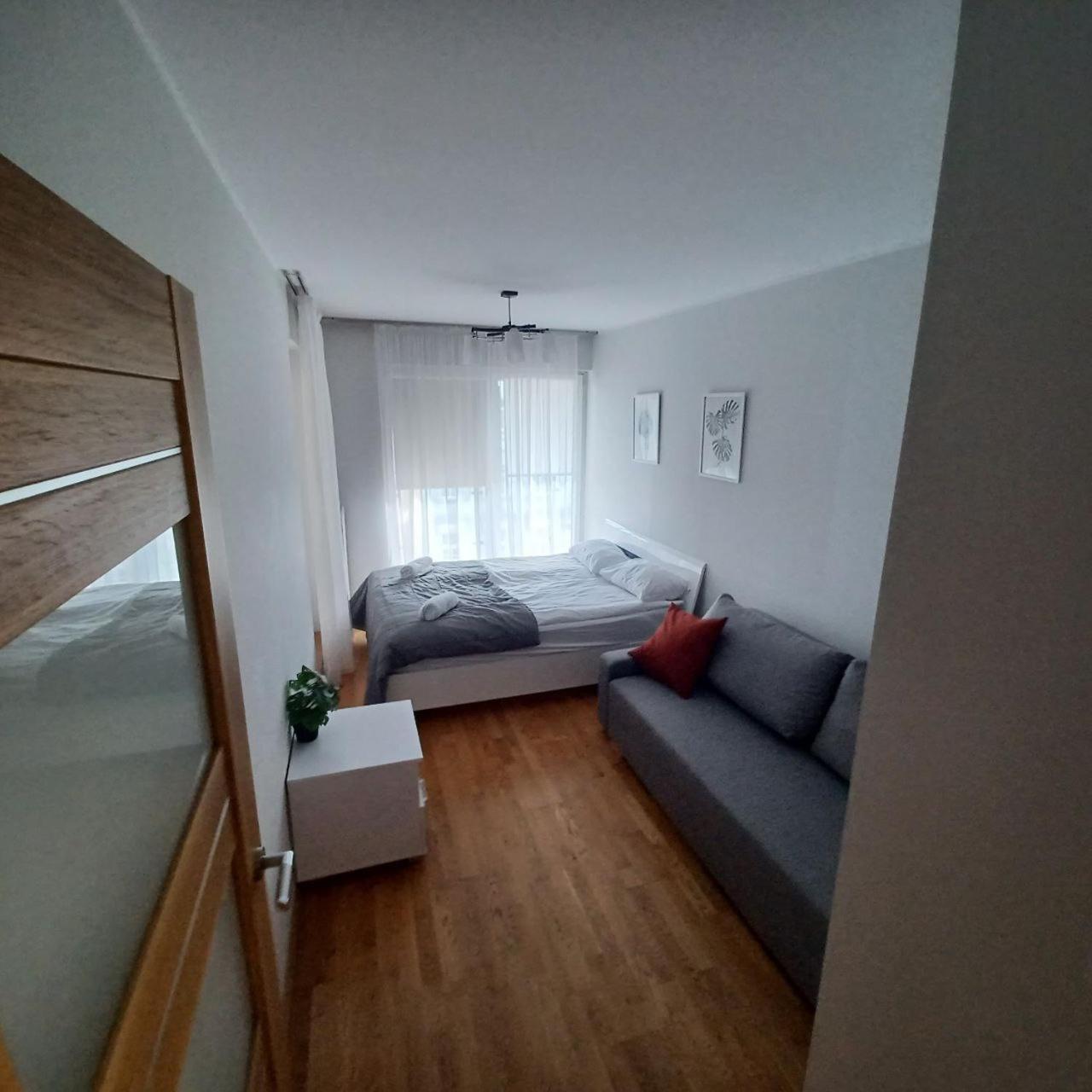 Apart City Center - 3 Rooms - Parking Place Вроцлав Екстер'єр фото